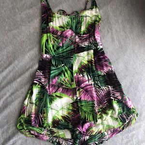 Super cute open back romper!